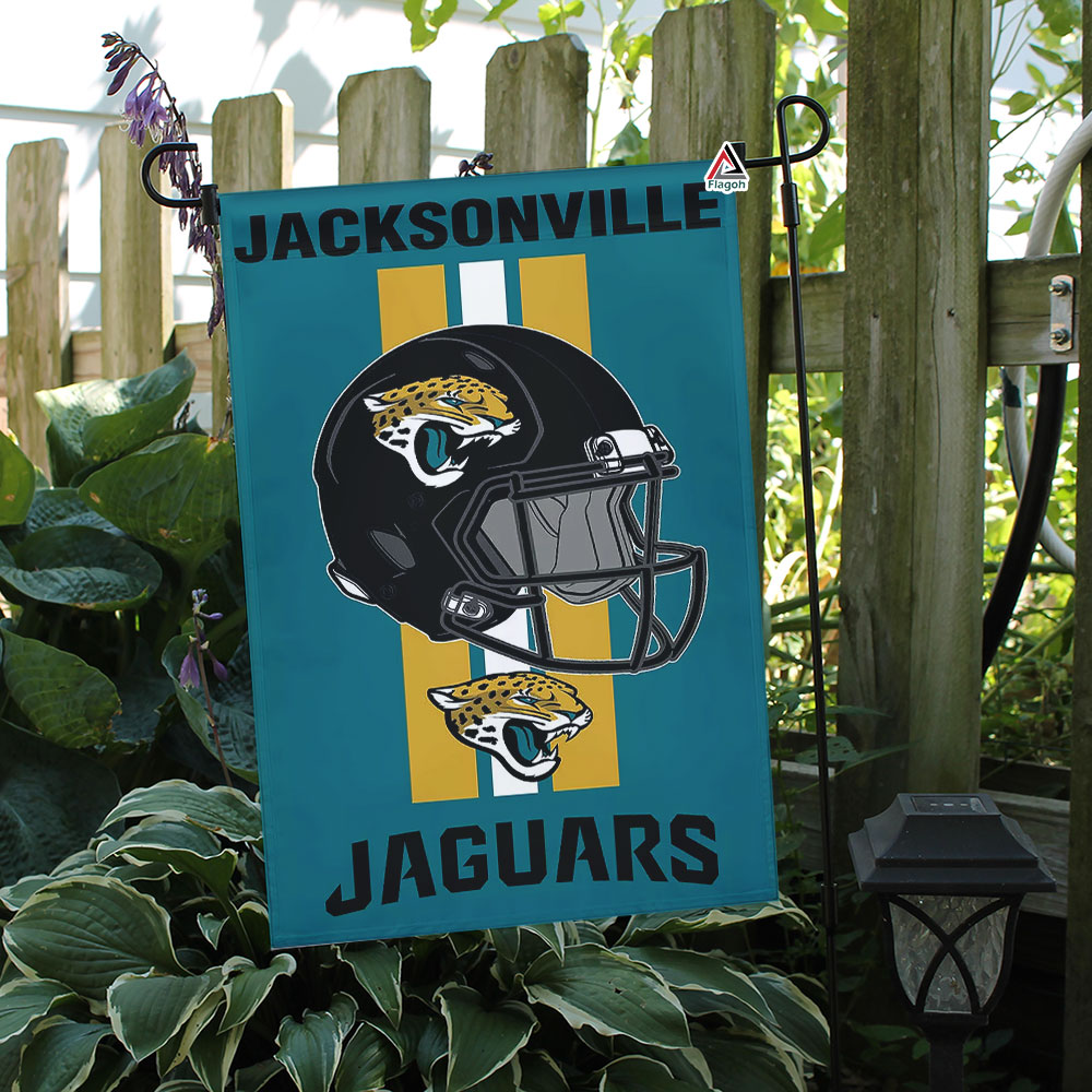 Jacksonville Jaguars Helmet Vertical Flag, Jaguars NFL Outdoor Flag - Image 3